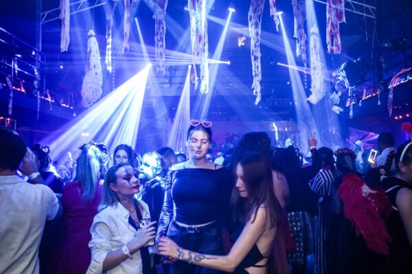 PHOTO MILLENIUM 5 DE LA GALLERIE MEILLEURE BOITE DE NUIT DE NORMANDIE - HONFLEUR PONT LEVEQUE LISIEUX DEAUVILLE TROUVILLE