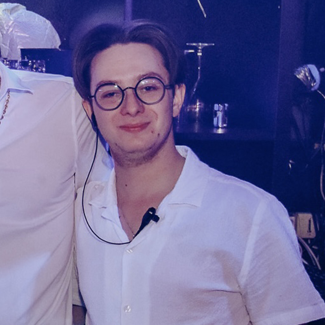 PHOTO HUGO MILLENIUM LISIEUX MEILLEURE BOITE DE NUIT DE NORMANDIE 2