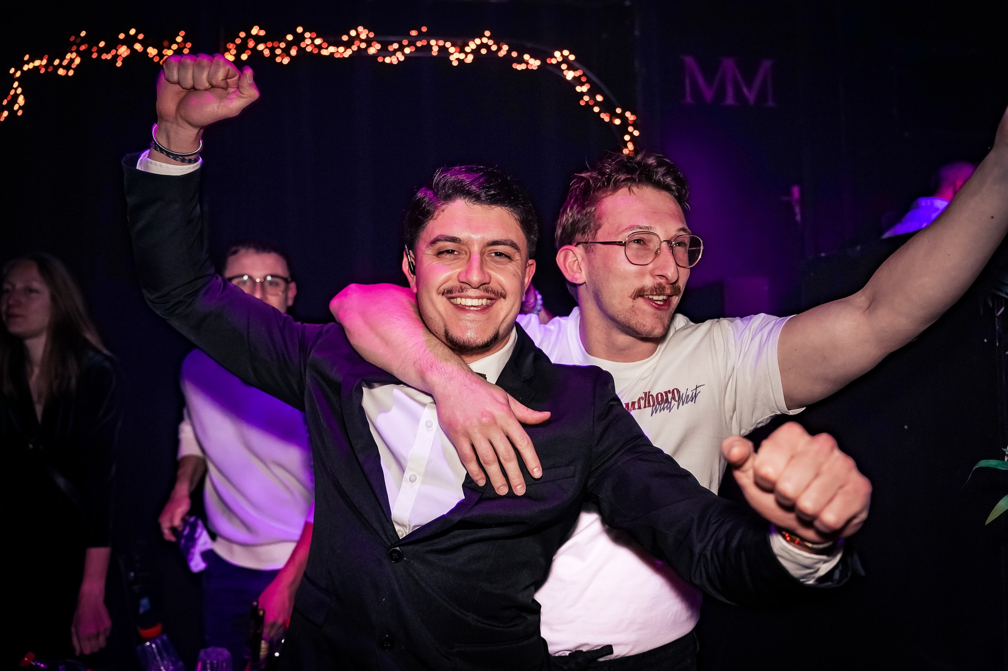 PHOTO RAPHAËL MILLENIUM LISIEUX MEILLEURE BOITE DE NUIT DE NORMANDIE